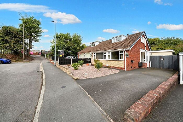 2 Bedroom Semi Detached House For Sale In School Grove, Oakengates, Telford, TF2