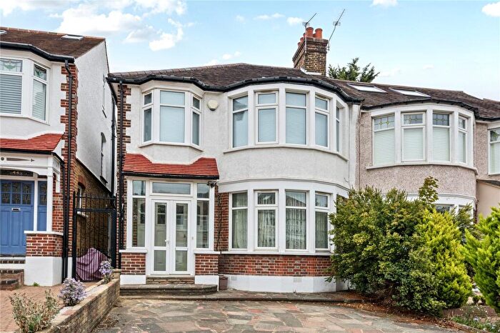 3 Bedroom Semi Detached House For Sale In Beechdale, Winchmore Hill, London, N21