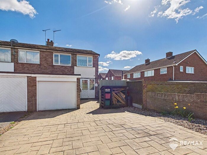 3 Bedroom End Of Terrace House For Sale In Main Road, Harwich, CO12