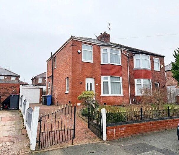 3 Bedroom Semi Detached House To Rent In Orme Avenue, Salford, Greater Manchester, M6