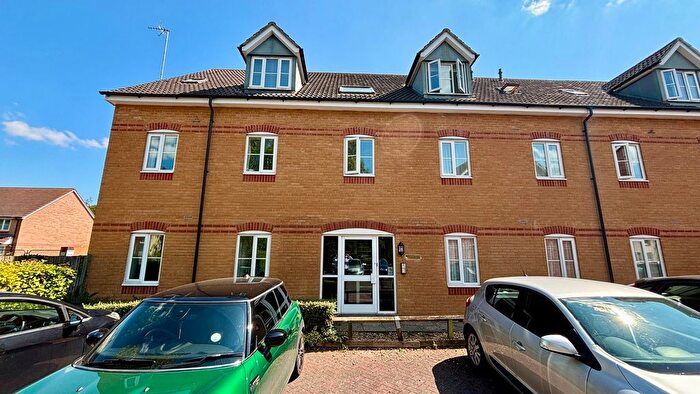 2 Bedroom Flat To Rent In Gloucester Street, Taunton, TA1