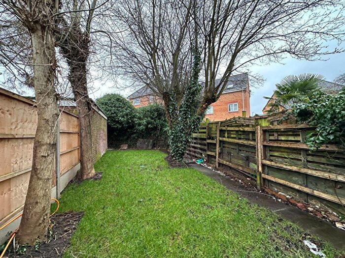2 Bedroom Terraced House For Sale In Chatsworth Drive, Syston, Leicester, LE7