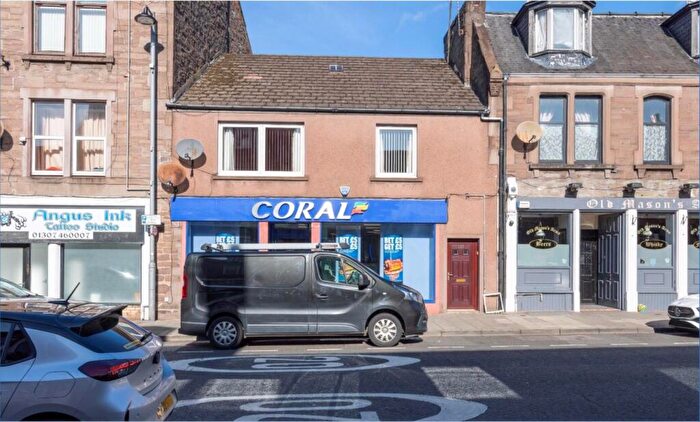 3 Bedroom Apartment For Sale In East High Street, Forfar, Angus, DD8