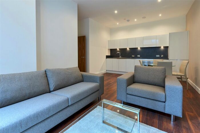 2 Bedroom Flat To Rent In New Bridge Street, Salford, M3