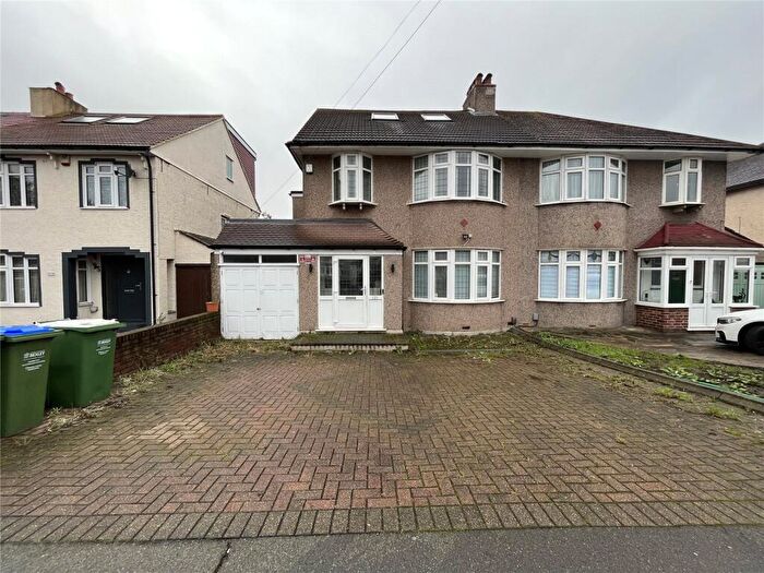 4 Bedroom Semi-Detached House To Rent In Brampton Road, Bexleyheath, DA7