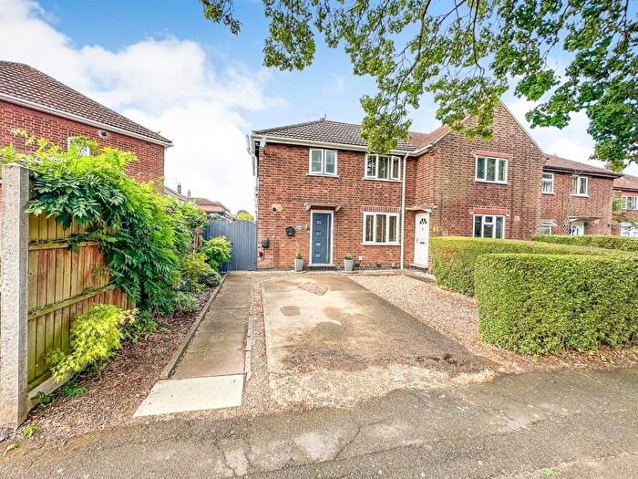 3 Bedroom End Of Terrace House For Sale In West Glebe Road, Corby, NN17