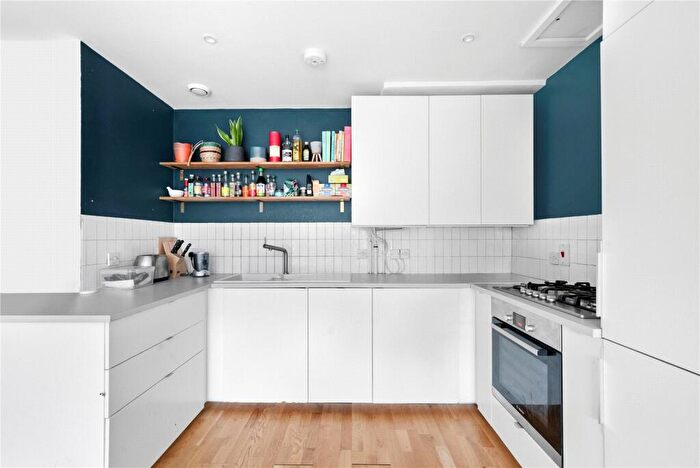 1 Bedroom Flat For Sale In Thomas Jacomb Place, Walthamstow, London, E17
