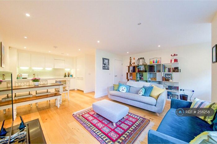 2 Bedroom Flat To Rent In Tiltman Place, London, N7