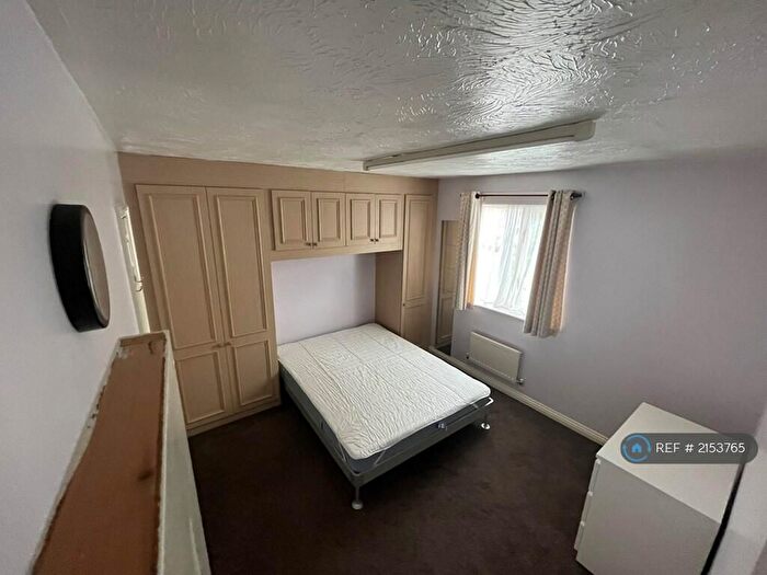 5 Bedroom Detached House To Rent In Barkleys Hill, Bristol, BS16