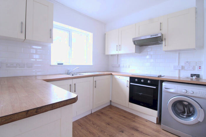 3 Bedroom Semi-Detached House To Rent In Albany Road, Enfield, EN3