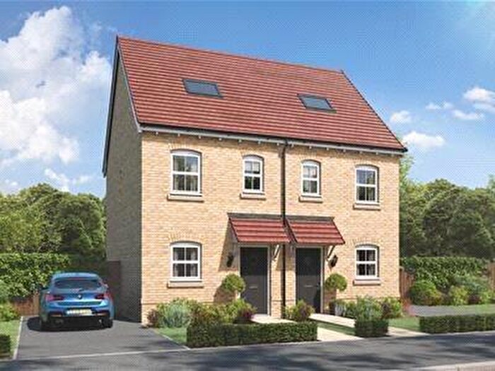 3 Bedroom Semi-Detached House To Rent In Newball Crescent, Lincoln, Lincolnshire, LN2