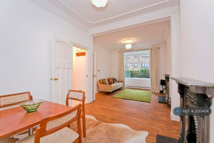 2 Bedroom Terraced House To Rent In Bakers Hill, Clapton, E5