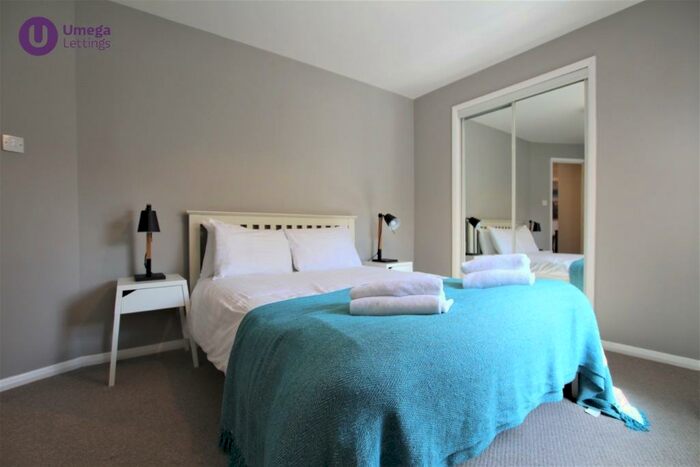 2 Bedroom Flat To Rent In Hopetoun Crescent, Bonnington, Edinburgh, EH7