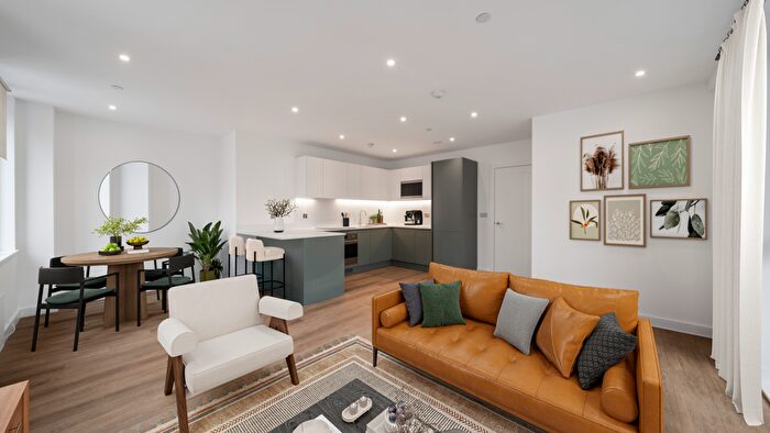 2 Bedroom Flat For Sale In Hepscott Road, Hackney, E9