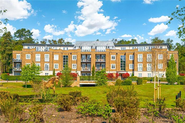 2 Bedroom Apartment For Sale In Kingswood, Ascot, Berkshire, SL5
