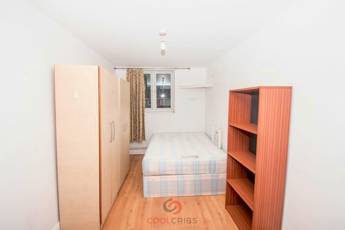 Studio To Rent In Kember Street, London, N1
