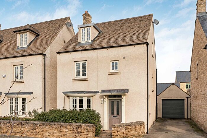 4 Bedroom Detached House For Sale In Gardner Way, Cirencester, Gloucestershire, GL7