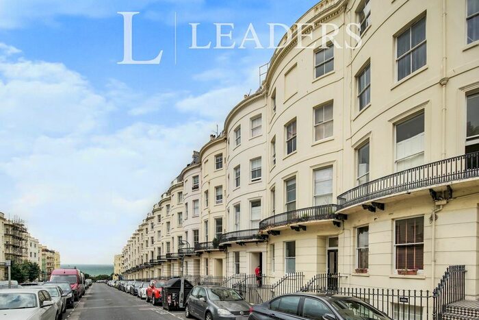 2 Bedroom Flat To Rent In Brunswick Place, Hove, BN3