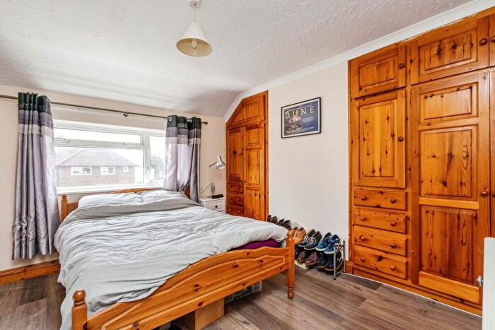 3 Bedroom Terraced House For Sale In Mill Pond Road, Gosport, Hampshire, PO12
