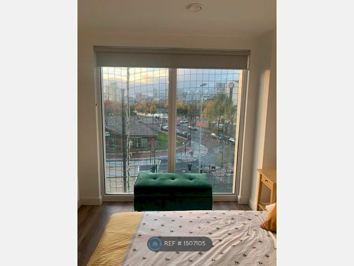 2 Bedroom Flat To Rent In Trafford Rd, Salford, M5