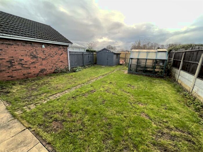 2 Bedroom Bungalow To Rent In Hickleton Court, Thurnscoe, S63