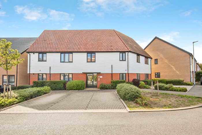 2 Bedroom Flat For Sale In Mimas Way, Ipswich, Suffolk, IP1