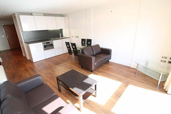 2 Bedroom Flat To Rent In Hanley House, Hanley Street, Nottingham, NG1
