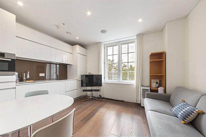 1 Bedroom Flat To Rent In Strand, London, WC2R