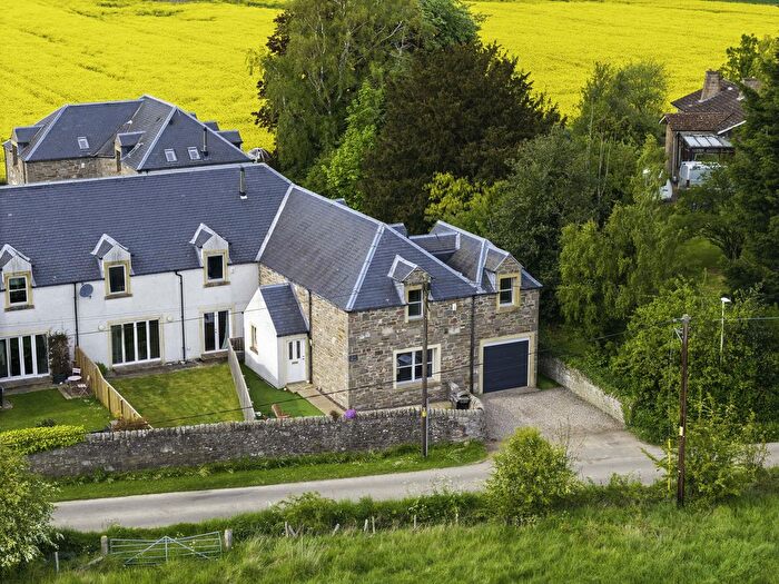 3 Bedroom Semi-detached House For Sale In Of Carse Grange, Perth, PH2