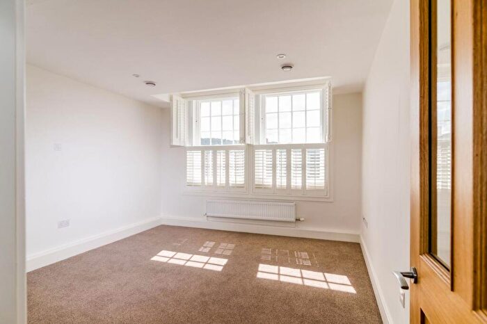 Studio For Sale In Long Acre, The Coachworks, BA1