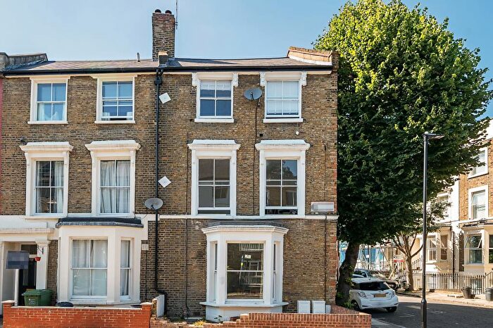 1 Bedroom Apartment To Rent In Landseer Road, London, N19