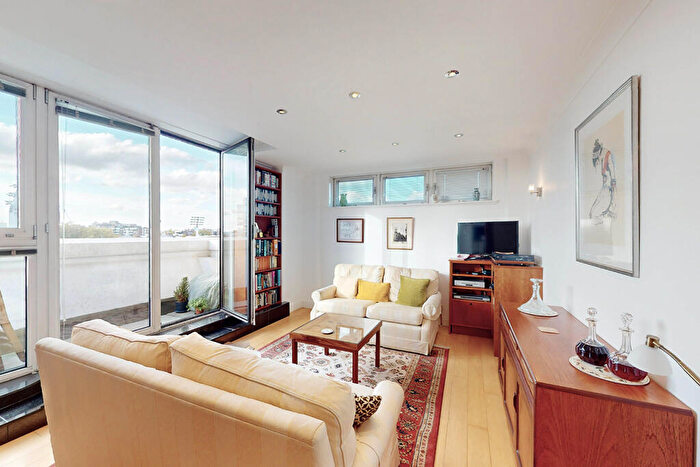 2 Bedroom Apartment To Rent In Blazer Court, St John's Wood Road, St John's Wood, London, NW8