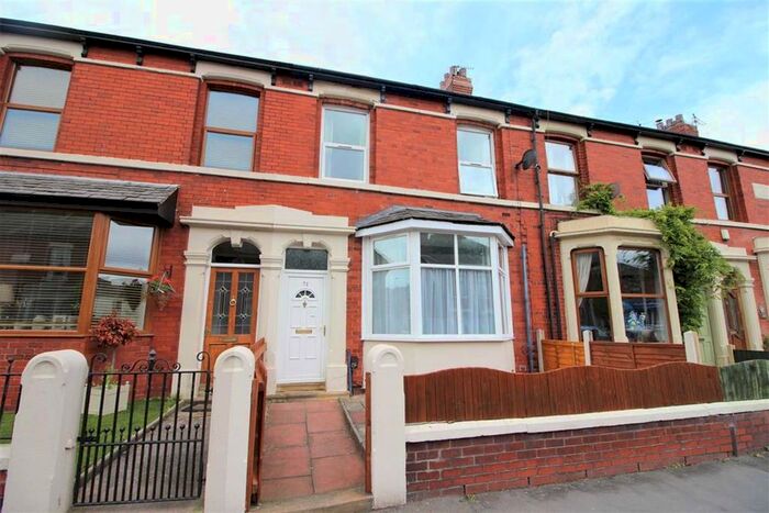 3 Bedroom Flat To Rent In Leyland Road, Penwortham, Preston PR1