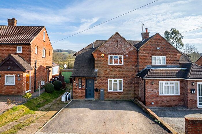 3 Bedroom Semi-Detached House To Rent In Ockleys Mead, Godstone, RH9