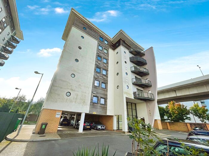 1 Bedroom Flat To Rent In Beatrix House, Watkiss Way, Victoria Wharf, CF11
