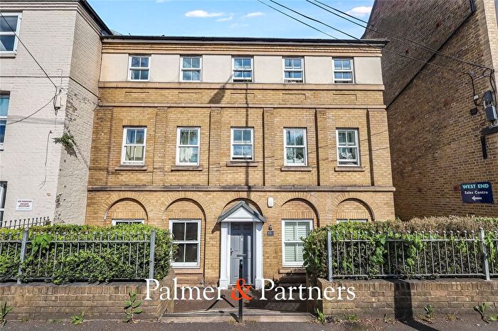 3 Bedroom Flat For Sale In Broomfield Road, Chelmsford, Essex, CM1