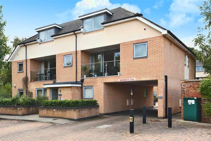 2 Bedroom Flat To Rent In Southam Mews, Croxley Green, Rickmansworth, WD3