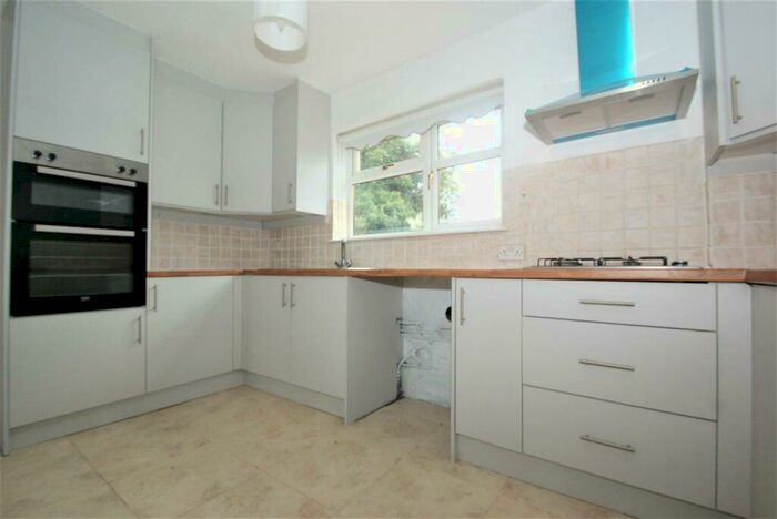 4 Bedroom End Of Terrace House To Rent In Fairway, Stifford Clays, RM16