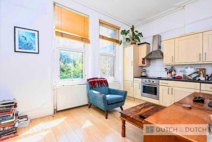 1 Bedroom Apartment To Rent In Cavendish Road, Brondesbury Park, London, NW6