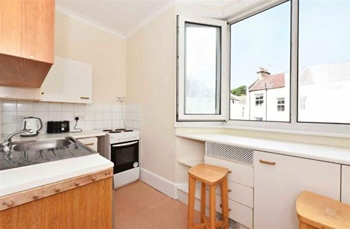 1 Bedroom Flat To Rent In Newport Street, Brighton, BN2