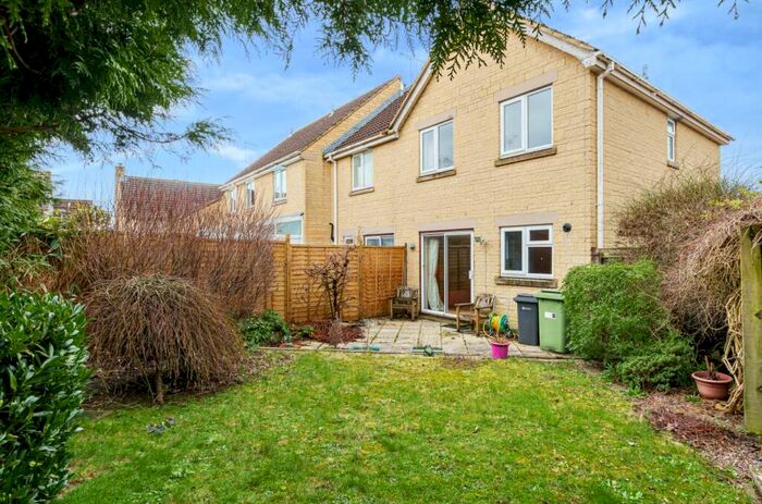 3 Bedroom End Of Terrace House For Sale In Drift Close, Cirencester, Gloucestershire, GL7