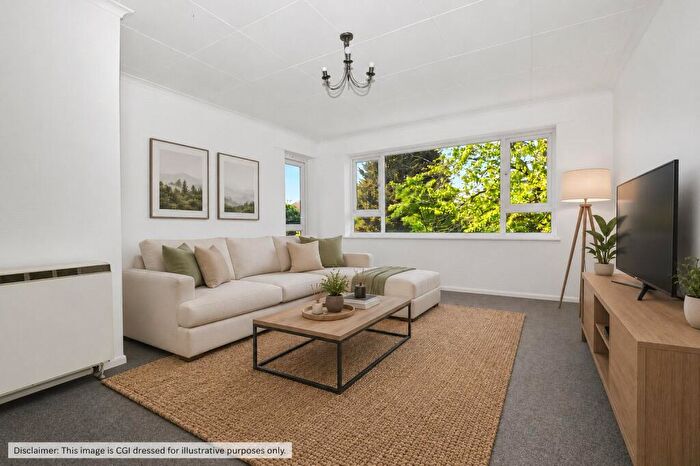 2 Bedroom Flat For Sale In Upton Road, Bexleyheath, DA6