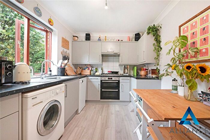 3 Bedroom Terraced House To Rent In Fowey Close, London, E1W