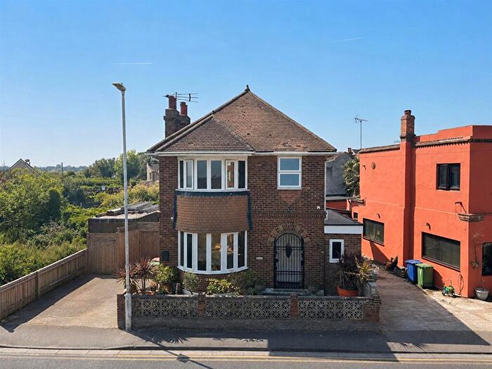 3 Bedroom Detached House For Sale In Marine Parade, Sheerness, ME12