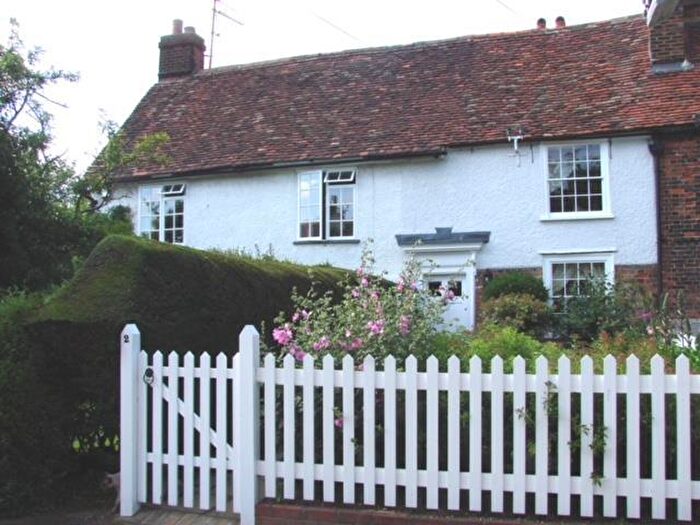 2 Bedroom Cottage To Rent In Bowling Green, Stevenage, SG1