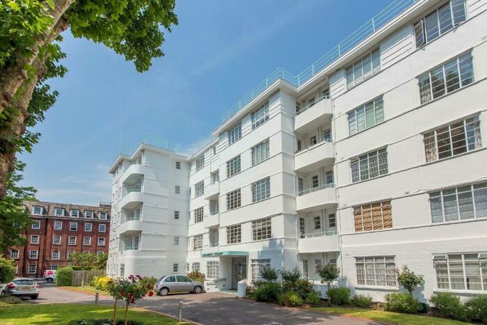 2 Bedroom Flat For Sale In Haverstock Hill, Belsize Park, NW3