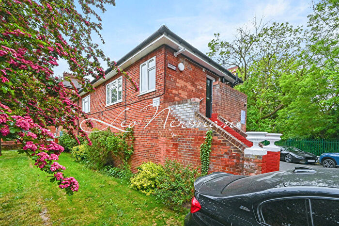 2 Bedroom Flat To Rent In The Lodge, North End Road, Wembley, HA9