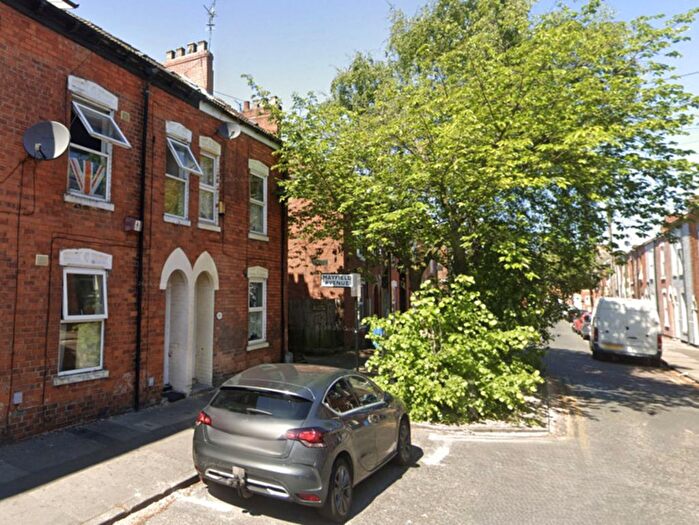 4 Bedroom Terraced House For Sale In Mayfield Street, Hull, HU3