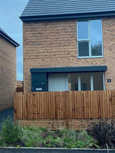 3 Bedroom Semi-Detached House To Rent In Barrowford, Lancashire, BB9
