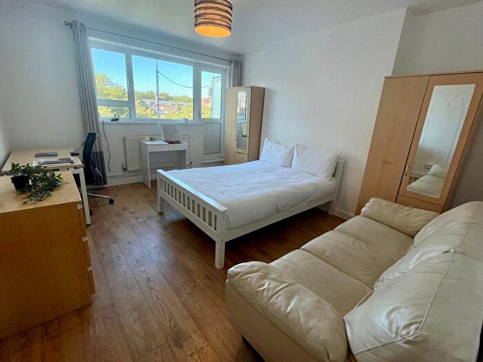 4 Bedroom Flat To Rent In Cumberland Market, Euston, Camden, Ucl/Uclh, Regents Park, Warren Street, London, NW1